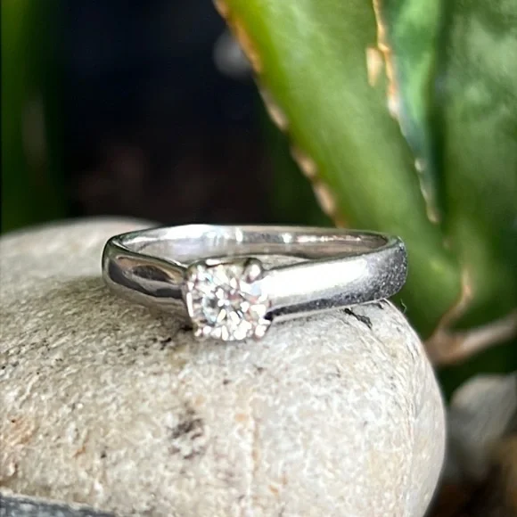 1/3 carat diamond ring